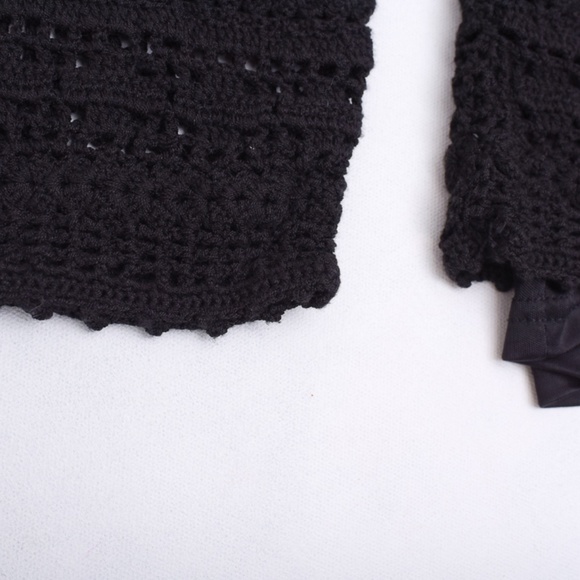 Black Long Sleeve Feminine Lace Like Sheer Goth Top Large - Picture 7 of 12